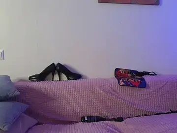 Stripchat Live Sex Cam of MaxMia