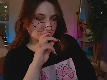 Stripchat Live Sex Cam of fairy_tara