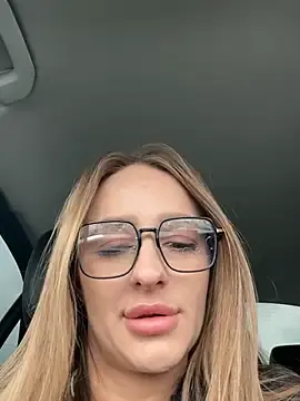 Stripchat Adult Webcams of leonmessi3