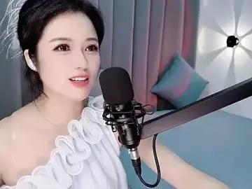 Stripchat Sex Cam of Momo-Wow
