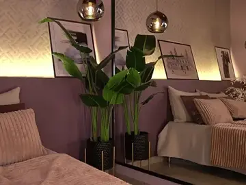 Stripchat Watch Live Sex Cams of ElleDiane