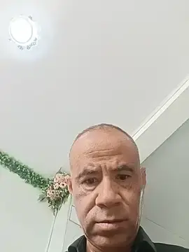 Stripchat Live Sex Cam of katialatimaecha