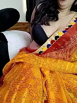 Stripchat Free Porn Cam of kaamuk_shweta