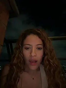 Stripchat Live Sex Cam of alana15