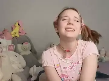 Stripchat Free Live Porn of PrincessLittleKiki