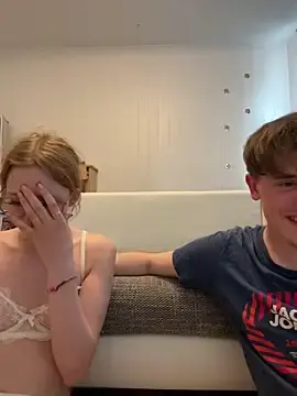 Stripchat Best live sex cam show of LauraundSteve_