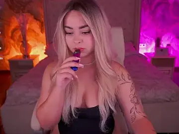 Stripchat Live Sex Cam of SusieWood