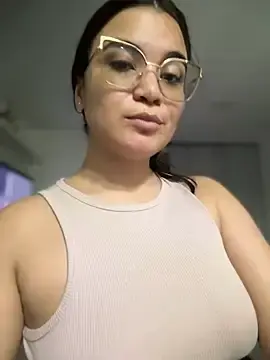 Stripchat Free Live Porn of CamilaSofiia