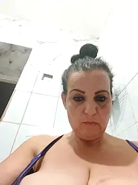 Stripchat Live Sex Cam of IvettkeXXX