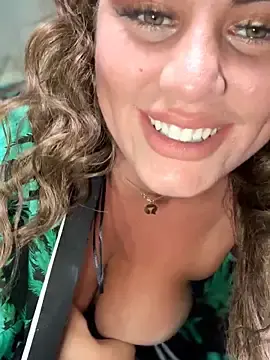 Stripchat Sex Cam of lovely_beast