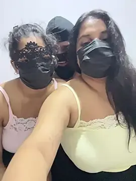 Stripchat Watch Live Sex Cams of Savi-SL