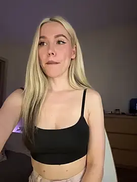 Stripchat Adult Webcams of xDinnax
