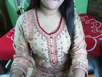 Stripchat Nude Webcam of BengaliQueenStar