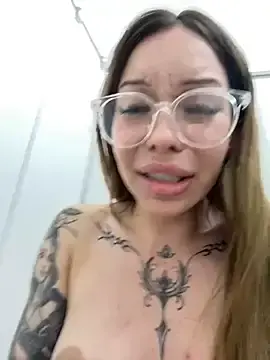 Stripchat Sex Chat of babydolll