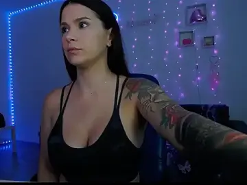 Stripchat Free Porn Cam of LauraLora3
