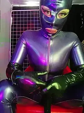 Stripchat Best Webcam of LatexDevil_Blondie