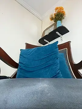 Stripchat Free Porn Cam of LilaRvsh