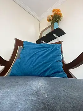 Stripchat Watch Live Sex Cams of LilaRvsh