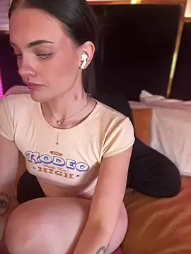 Stripchat Adult Webcam of KarissaChantelle