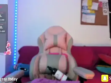 Stripchat Watch Live Sex Cams of Spit_queen