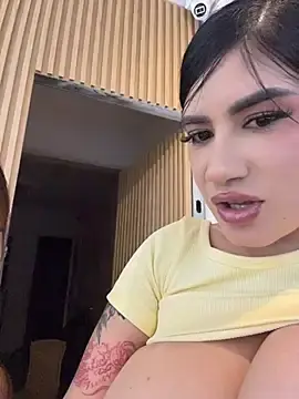 Stripchat Sex Cam of clarachanelricek