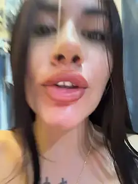 Stripchat Nude Webcam of clarachanelricek