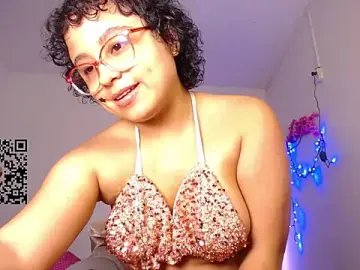 Stripchat Nude Webcam of lou_cute
