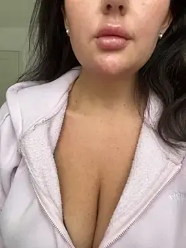 Stripchat Watch Live Sex Cams of magical_mia