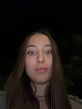 Stripchat Live Sex Cam of ICrazyOneIRL