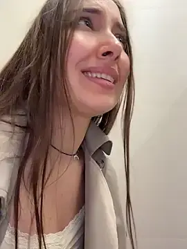 Stripchat Live Sex Cam of ICrazyOneIRL
