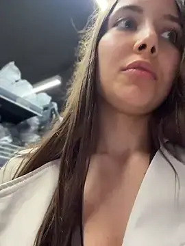 Stripchat Watch Live Sex Cams of ICrazyOneIRL