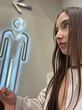 Stripchat Live Porn of ICrazyOneIRL