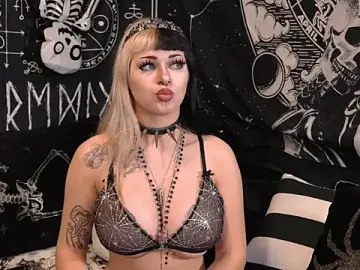 Stripchat Live Sex Cam of Paige_Turner