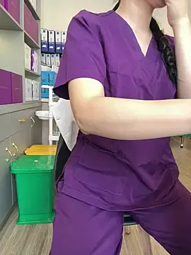 Stripchat Sex Cam of secretly_masturbating