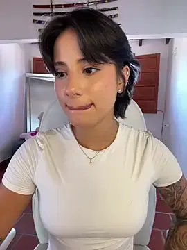 Stripchat Watch Live Sex Cams of Ale_Lewis