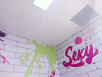 Stripchat Adult Webcam of AriaMoonnn