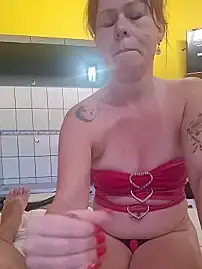 Stripchat Live Sex of PorcelainDoll1