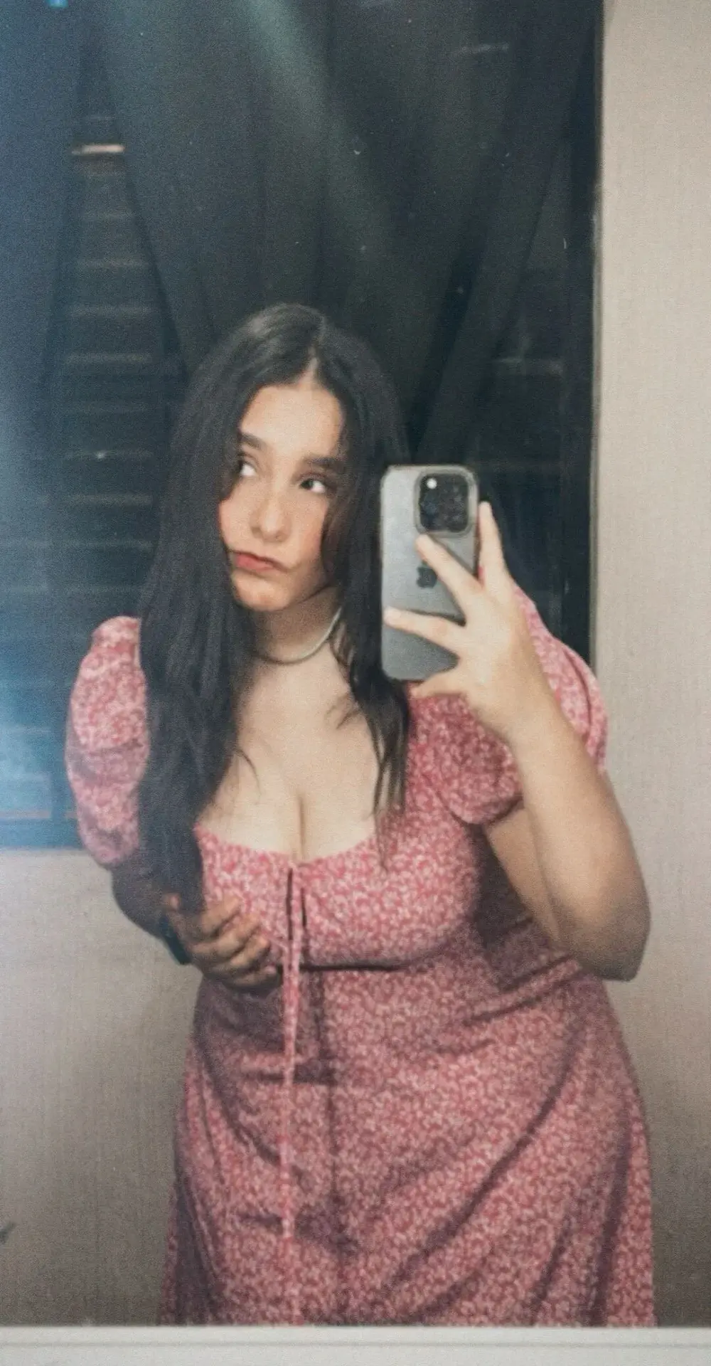 urs_sexy_sara