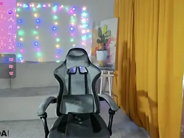 Stripchat Live Sex Cam of Eva_Leeee