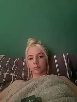 Stripchat Sex Chat of Glowing_Manny_Riah