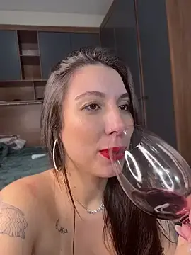Stripchat Best live sex cam show of Carolini09
