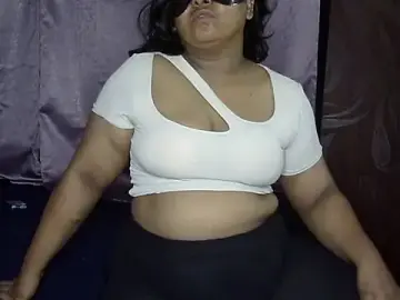 Stripchat Live Porn of Vellammal