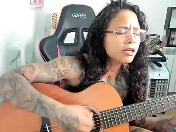Stripchat Best live sex cam show of Ama_music