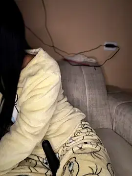 Stripchat Live Sex Cam of Laura-Khalifa