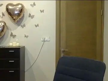 Stripchat Free Porn Cam of Wild_Silk_Desire