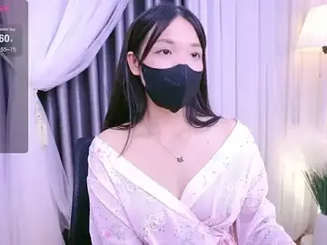 Stripchat Sex Cam of Lu_Ly22