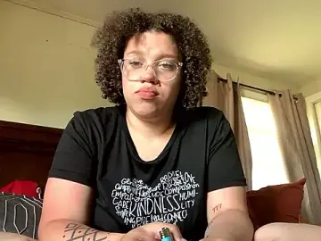 Stripchat Free Live Porn of QueenNuttCollector