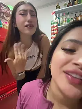 Stripchat Free Porn Cam of Sara_fun