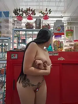 Stripchat Free Live Porn of Sara_fun