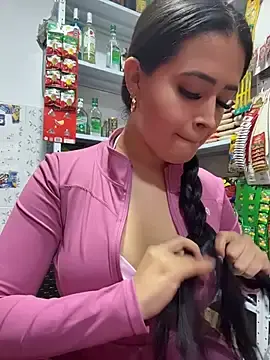 Stripchat Sex Cam of Sara_fun